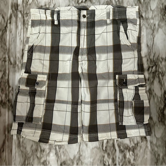 Levi’s White Tag Mens Sz 40 Gray Checkered Cargo Short Streetwear Vintage Skater - Picture 2 of 14
